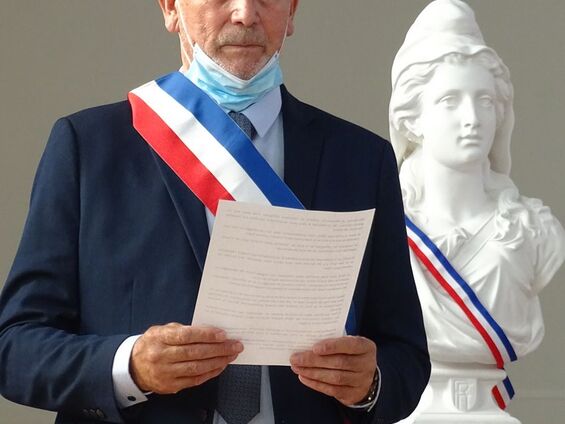 Jean-Luc Delannoy, élu maire, fait un discours